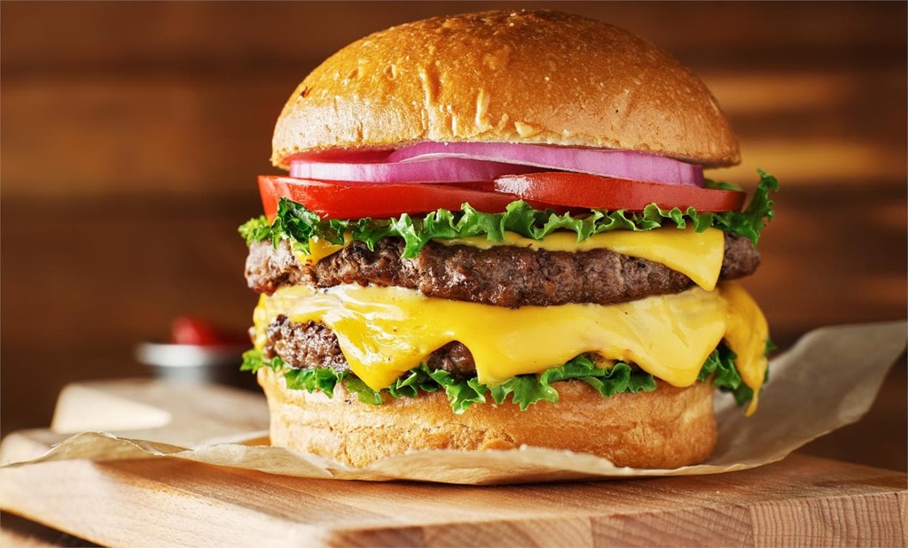 Classic burger - Image 1