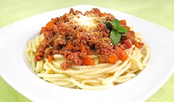 Spaguettis a la boloñesa - Imagen 1